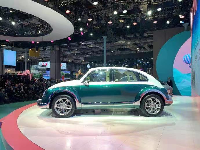 女孩一看迷死了!长城欧拉猫玩起朋克风