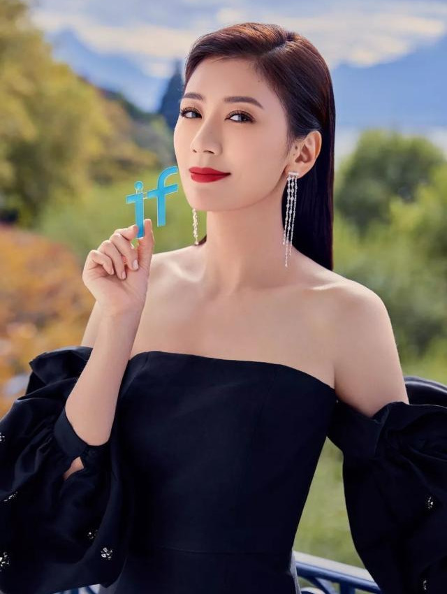 嫁豪门,离婚赔了2600万,姐弟恋、47岁的她把一手烂牌打成了王炸休闲区蓝鸢梦想 - Www.slyday.coM 嫁豪门,离婚赔了2600万,姐弟恋、47岁的她把一手烂牌打成了王炸休闲区蓝鸢梦想 - Www.slyday.coM