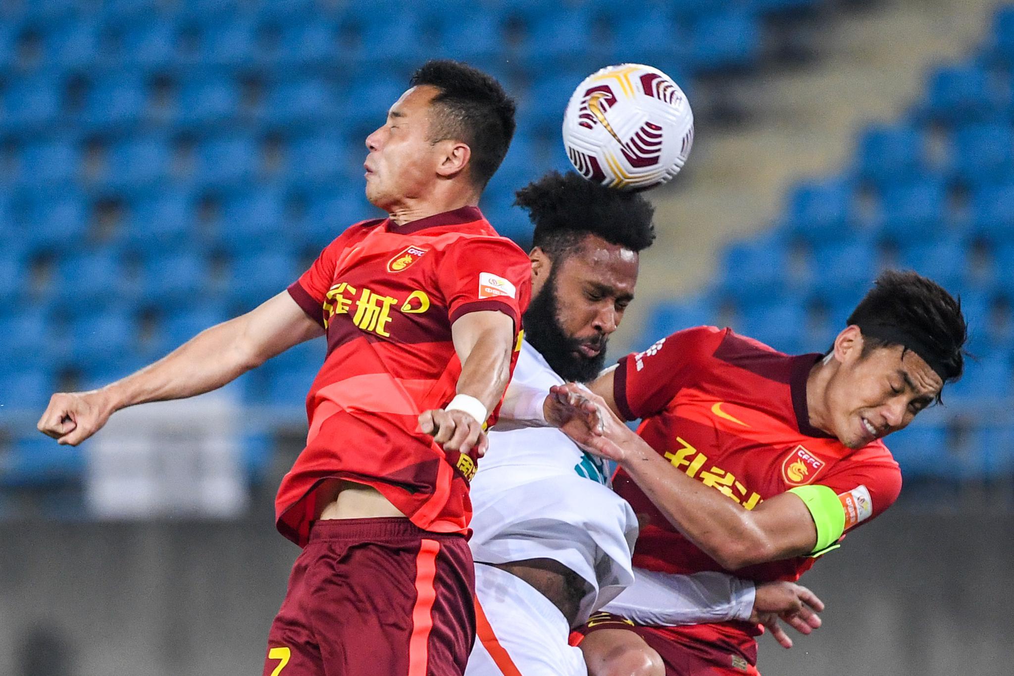 足球——中超:河北平武汉