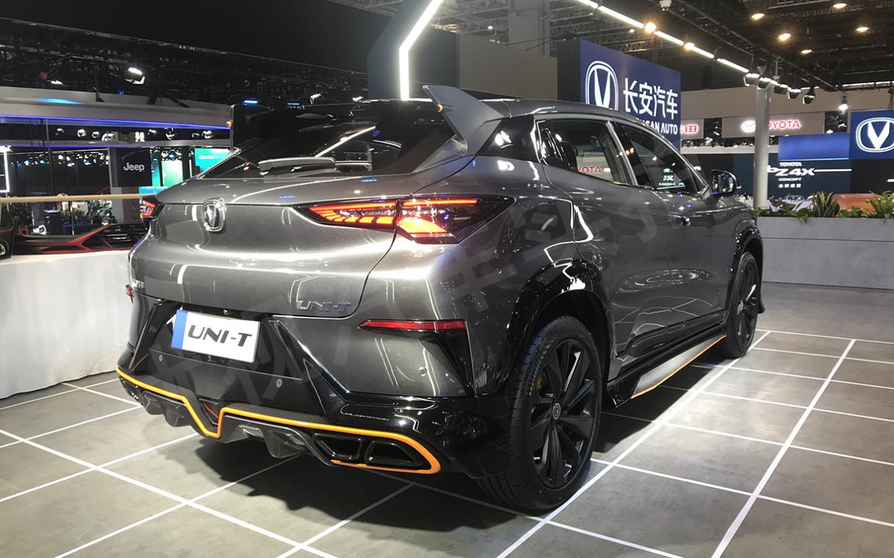 长安unit运动版配专属运动套件15万内最帅suv