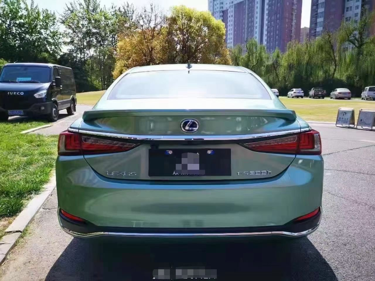 雷克萨斯es300h改色膜抹茶绿 小清新的感觉有没有