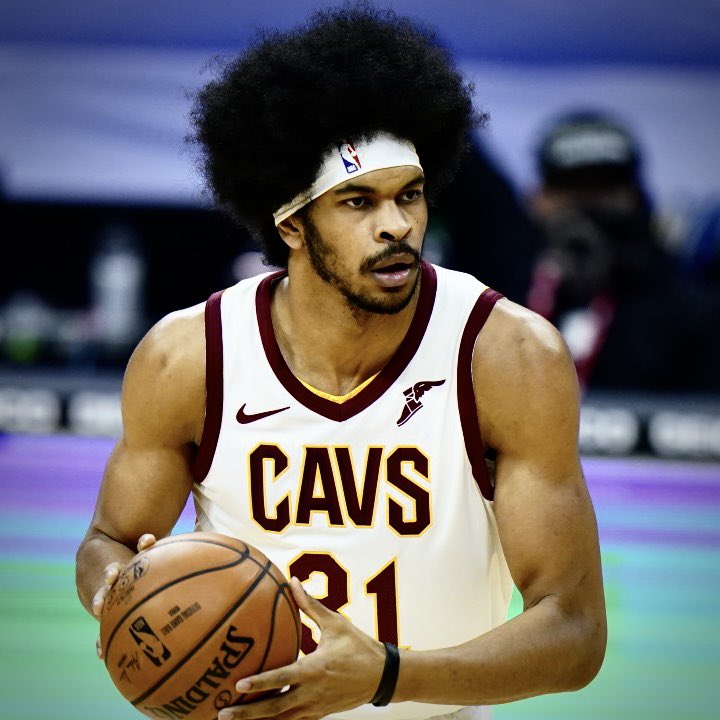 贾勒特阿伦比永博抢到9个进攻篮板这是我的责任