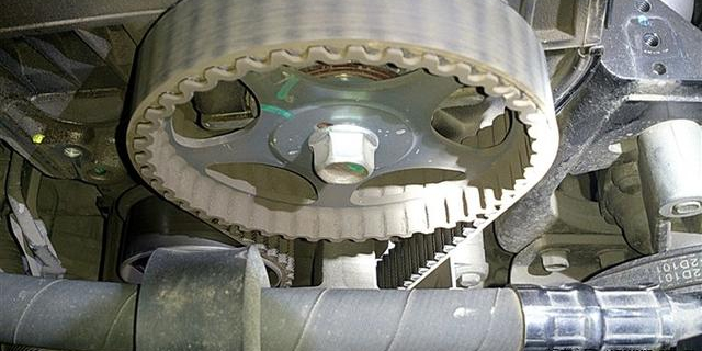 正时皮带该不该更换教你简单的自检方法这次我笑了4s店哭了