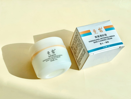 胳膊上,腿上又开始发痒怎么办?青蒿清肤霜让湿疹慢慢不见了