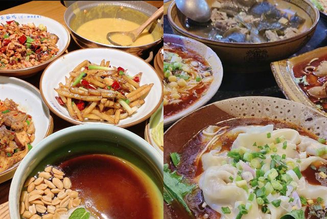 在冯提莫日常晒出的照片中能看出,吃饭时种类多样,与她娇小的身材相比