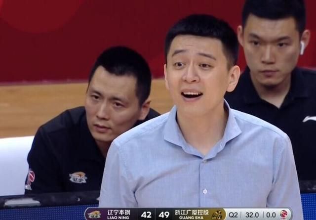 重磅闫军老师不会执法cba总决赛网友辽篮肯定做篮协工作了