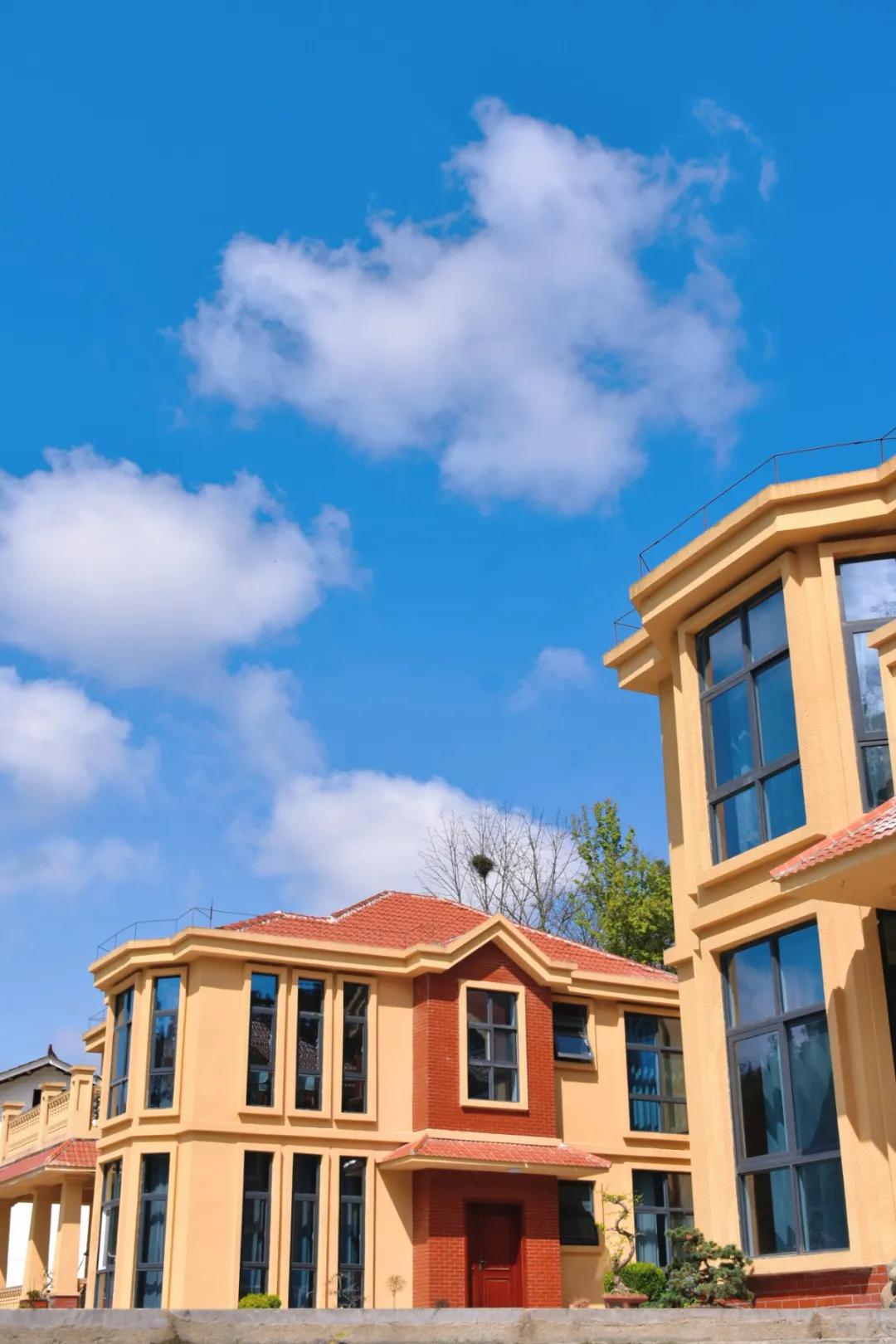 广元蓝刷屏朋友圈大晴天回来咯