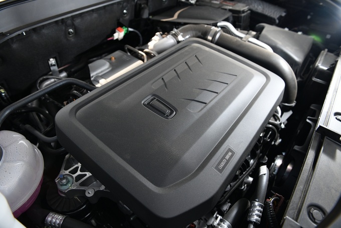 获得了中国十佳发动机称号,型号为ca4gb15td-30的1