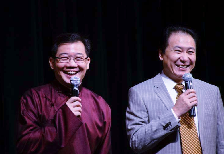 相声演员奇志现身饭局被美女紧搂靠肩不避嫌侯耀华抽烟围观