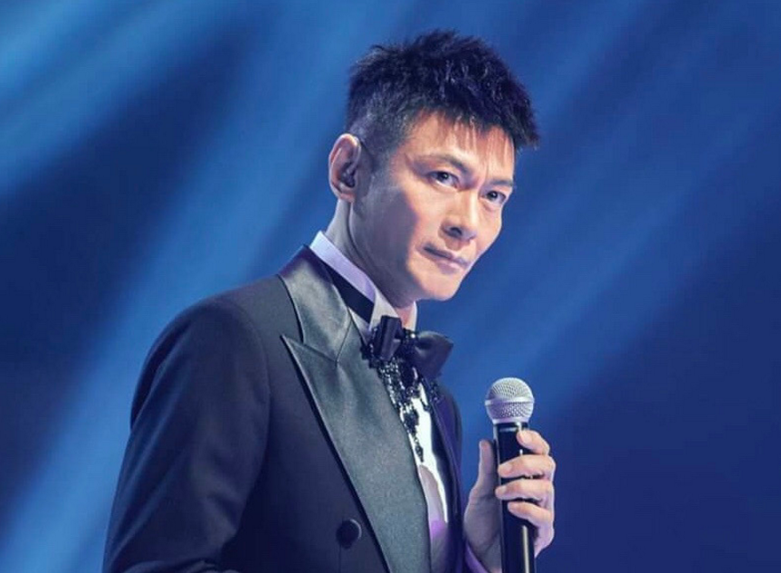 tvb曝光江华视频片段年近六旬宝刀未老深情献唱神似刘德华