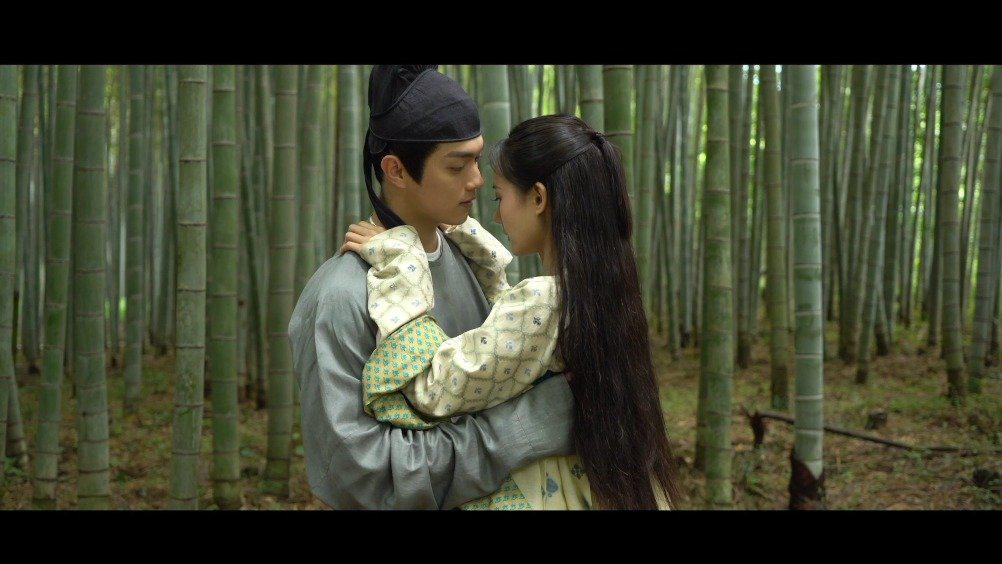 许凯亲完给李一桐擦嘴这个也太苏太甜了吧!