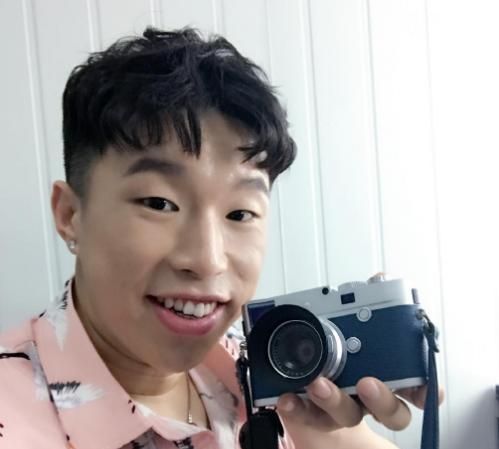 虽然烧饼没有张云雷的颜值,没有岳云鹏的市场认可度,也没有秦霄贤的