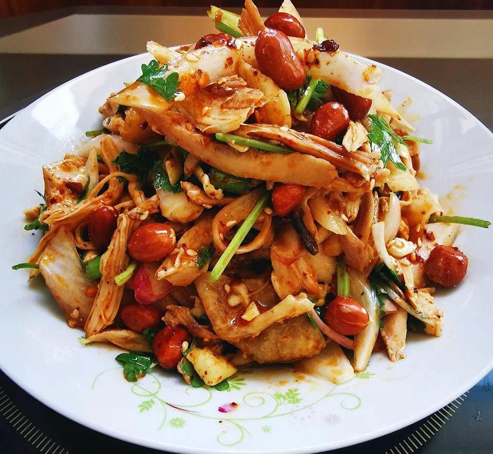 手撕凉拌鸡腿肉