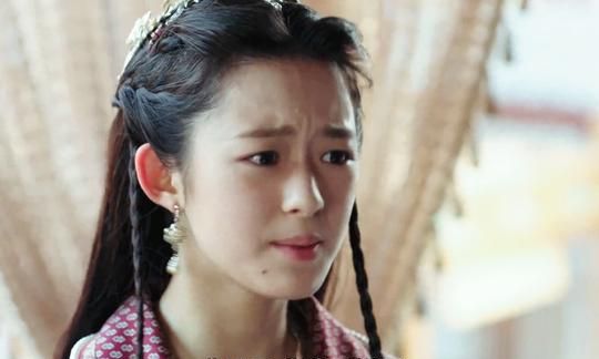 身处漠北的李长歌并不知道自己在漠北其实还有另外一个身份,而可敦