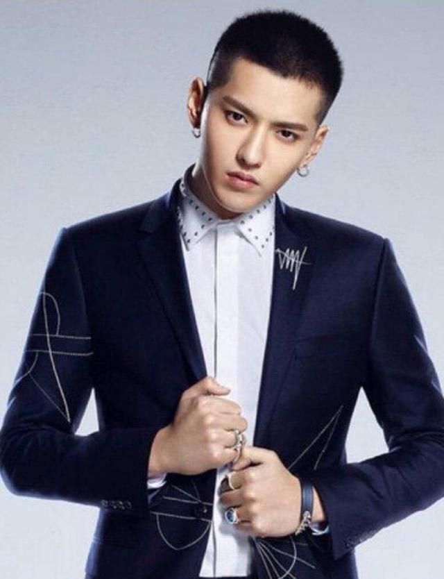 同城约会软件里女生能看到男生在线状态吗?