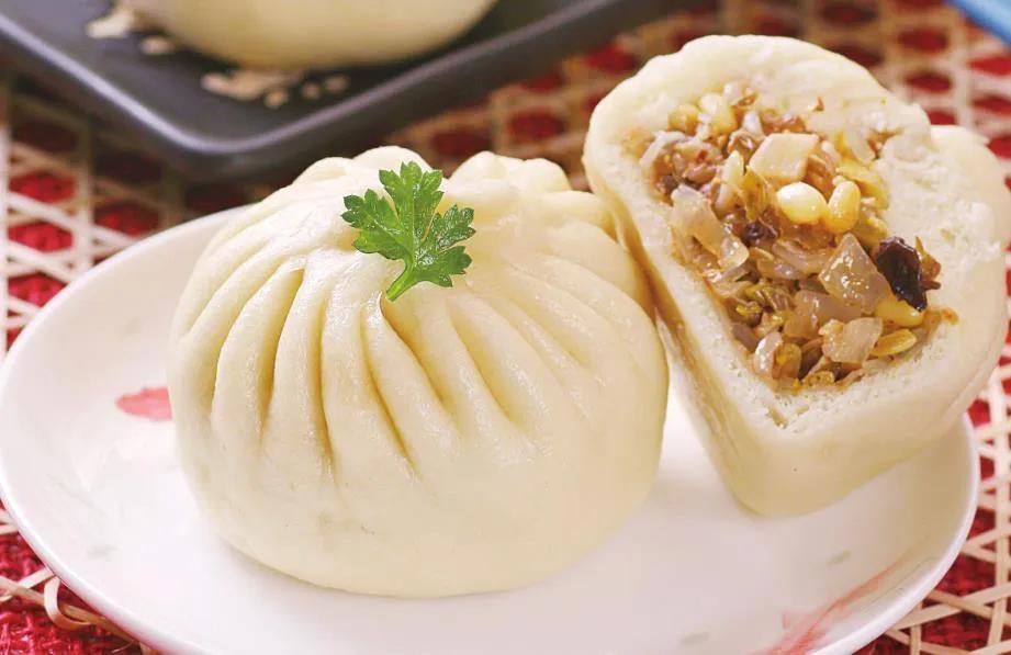 韭菜大素包外皮松软馅料十足