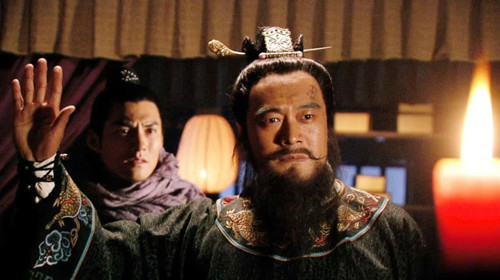 如果赤手空拳此人才是梁山第一高手卢俊义和林冲联手都输给他