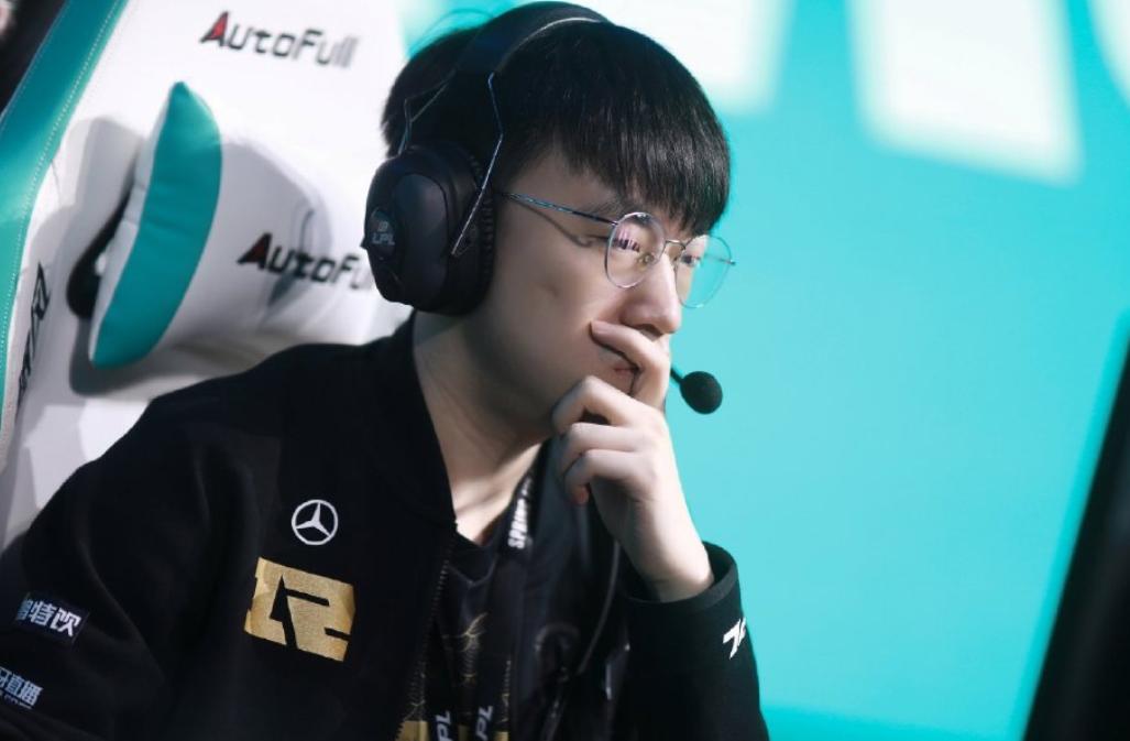 rng小虎浏览器标签全是上单排位记录,唯独没有他?网友:狂!