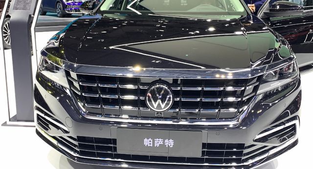 21款帕萨特亮相车展更年轻时尚的设计全新姿态面向消费者