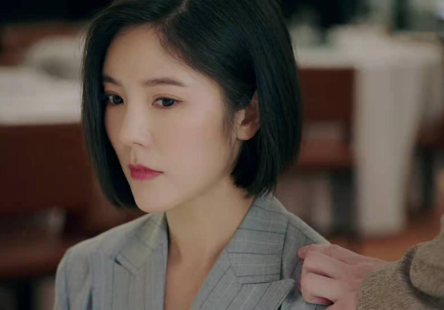 赵奕欢青春片女王陷入性感怪圈33岁身材仍是卖点