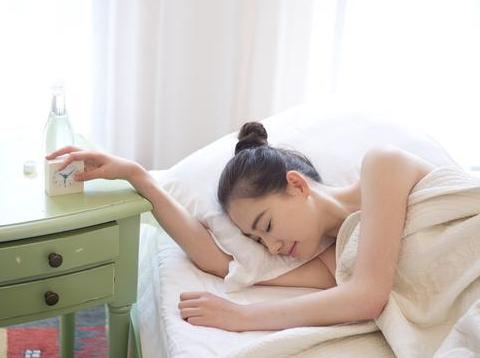 蜜拓蜜虚假宣传被罚：疑涉嫌传销 张爱林拜师“