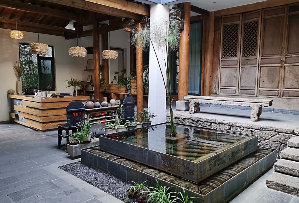 温泉之旅首选地腾冲古镇小巷密布民宿舒适有特色