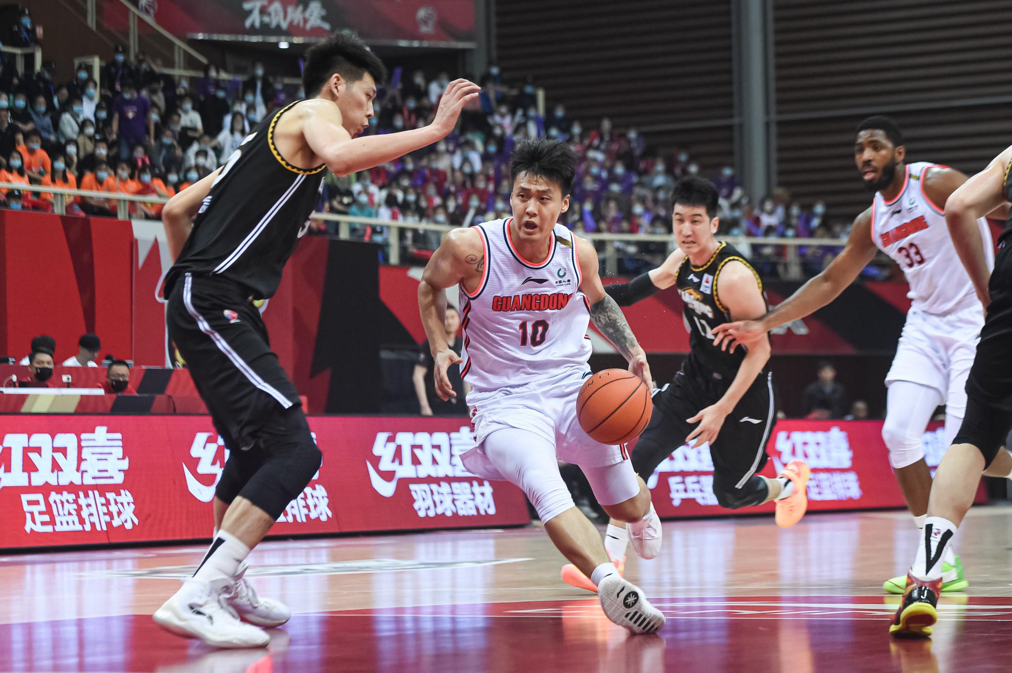 篮球cba总决赛首场广东东莞大益胜辽宁本钢