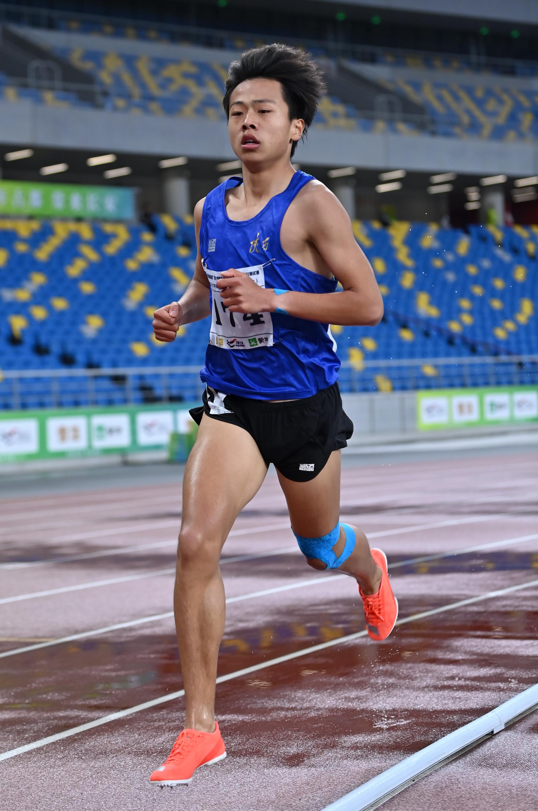 田径全运会田径测试赛男子组1500米赛况