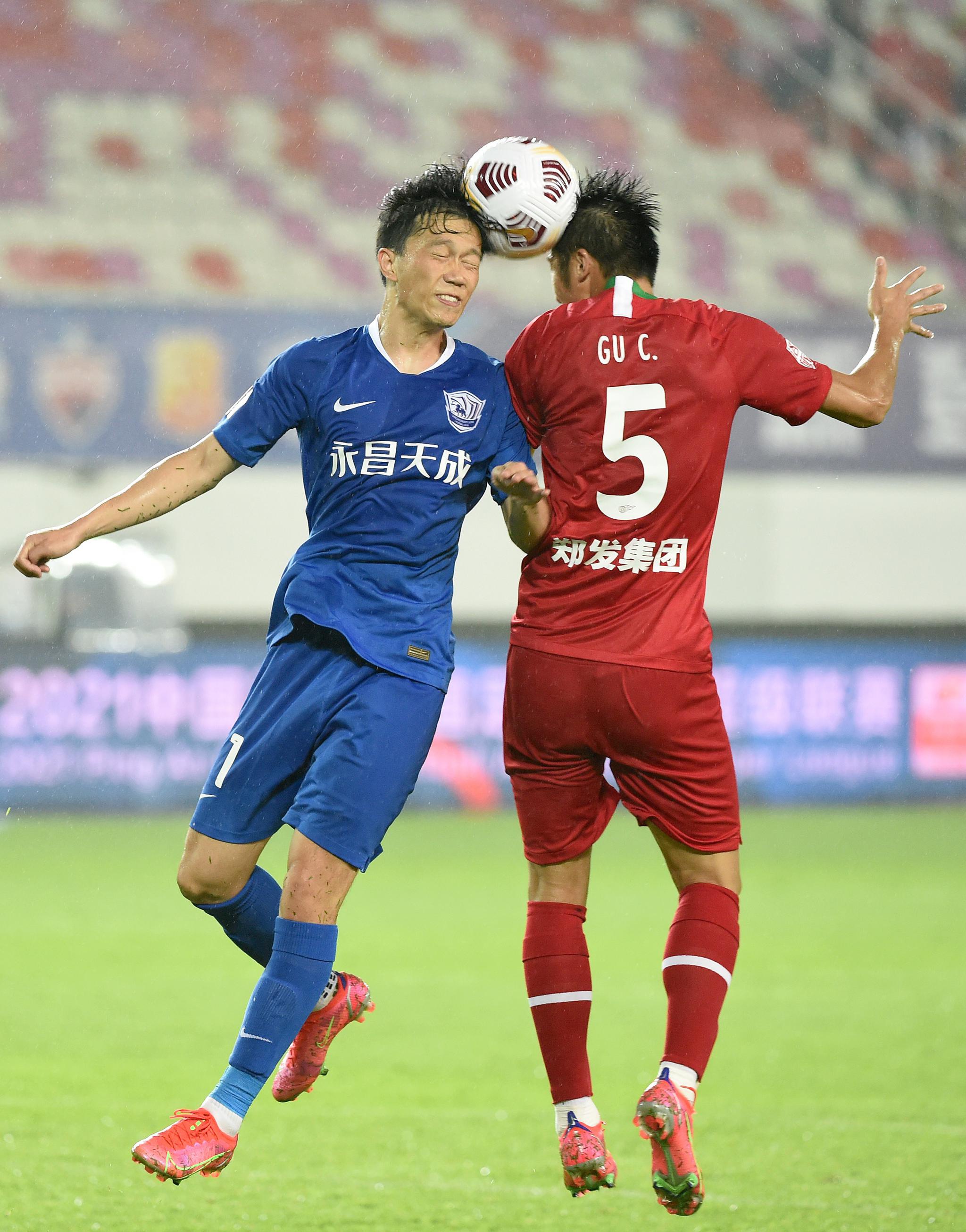 足球——中超:沧州雄狮战平河南嵩山龙门|阿不都|嵩山|河南_新浪新闻