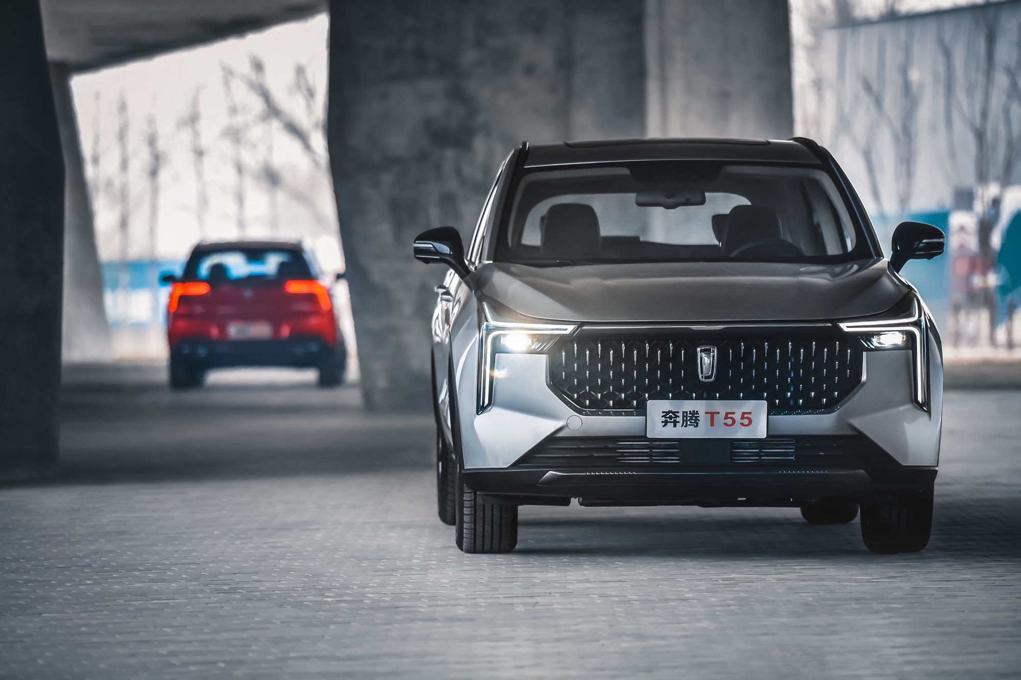 扭力梁后悬全系自动挡一汽奔腾t55不到十万起售