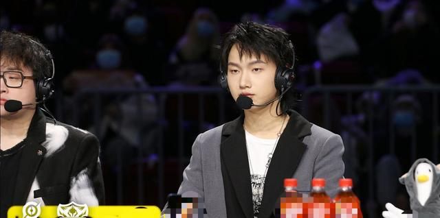 kpl飞牛彻底凉了重返首发第一战没人关注qg贴钱请500人观战