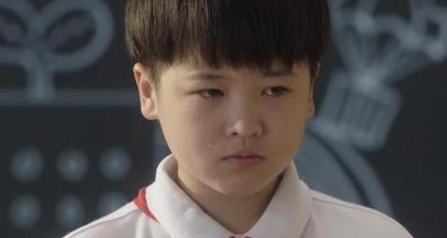 《小舍得》李佳航拍戏尺度遭痛批,被指太过火,网友热议两边倒