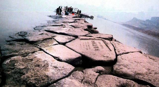 诗画典藏三峡水下石刻铭记千载水文