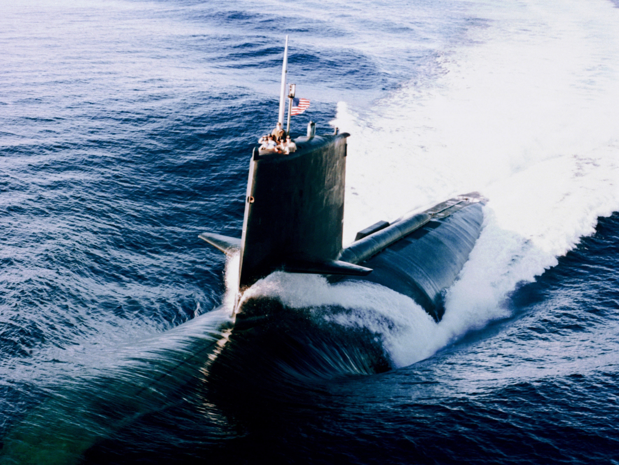 美国海军史上最大悲剧:"长尾鲨"号跌入2600米深海,129人遇难