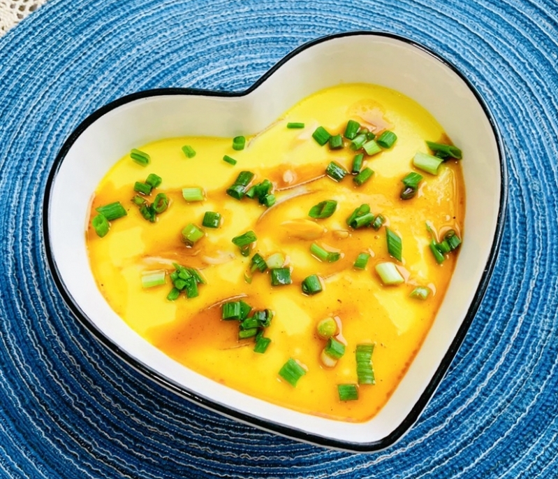 花甲蒸芙蓉蛋,真是一道百吃不厌的美食|花甲|生抽|葱花_新浪新闻