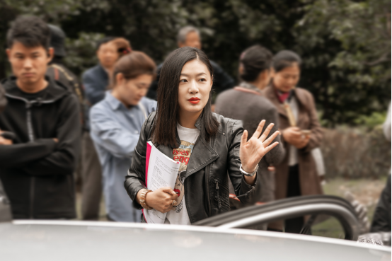 理智派生活一份30女性的全景式图鉴专访总制片人王柔媗