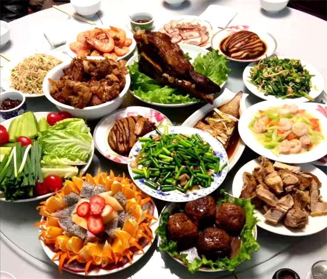 蓟县盘山盘潮农家院大鱼大肉吃腻了到这吃纯绿色果蔬