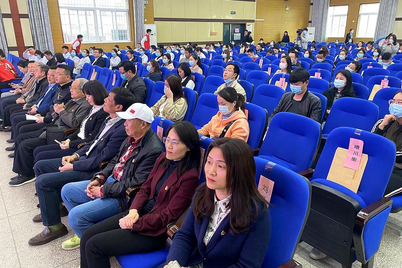 武汉市汉阳区楚才小学,举行党史知识竞赛,传唱红色歌曲