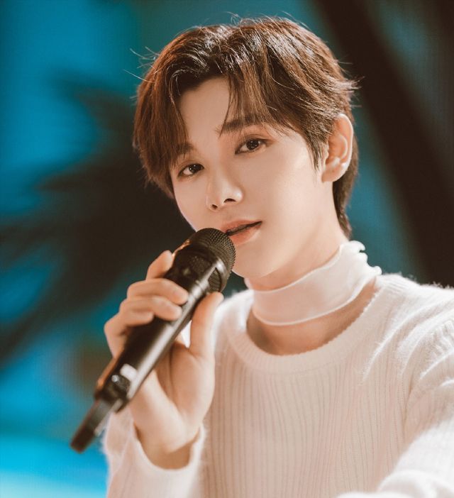 但其实说真的,高卿尘这个高位出道真的挺憋屈的,因