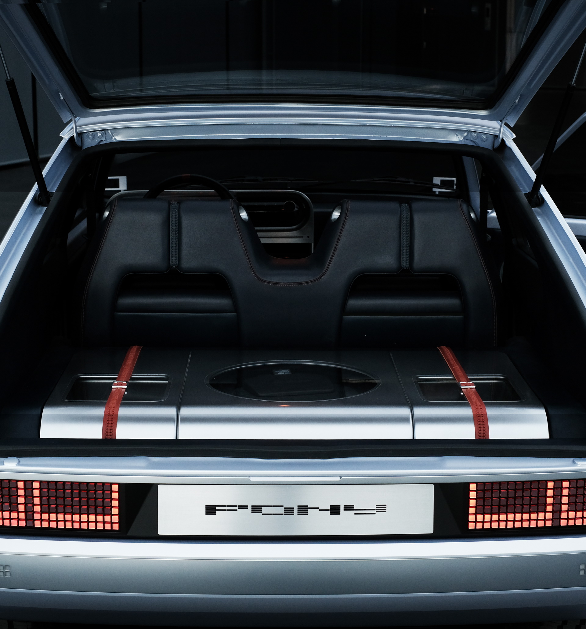 现代pony ev展车全面亮相,关键还买一送一?