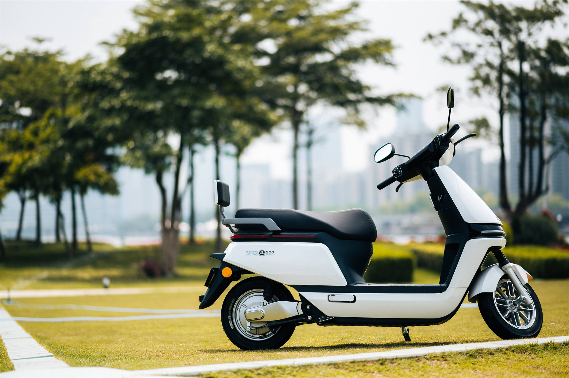 爱玛电动车怎么样 东风标致4008值得买吗