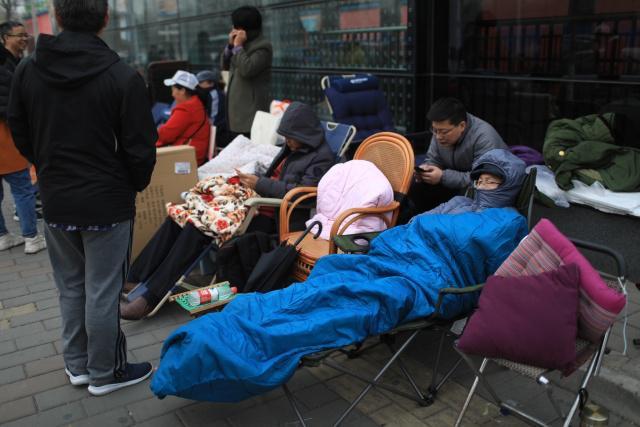 上海妈妈给8个月婴儿请外教：从小被全副武装的娃能赢在起跑线？休闲区蓝鸢梦想 - Www.slyday.coM