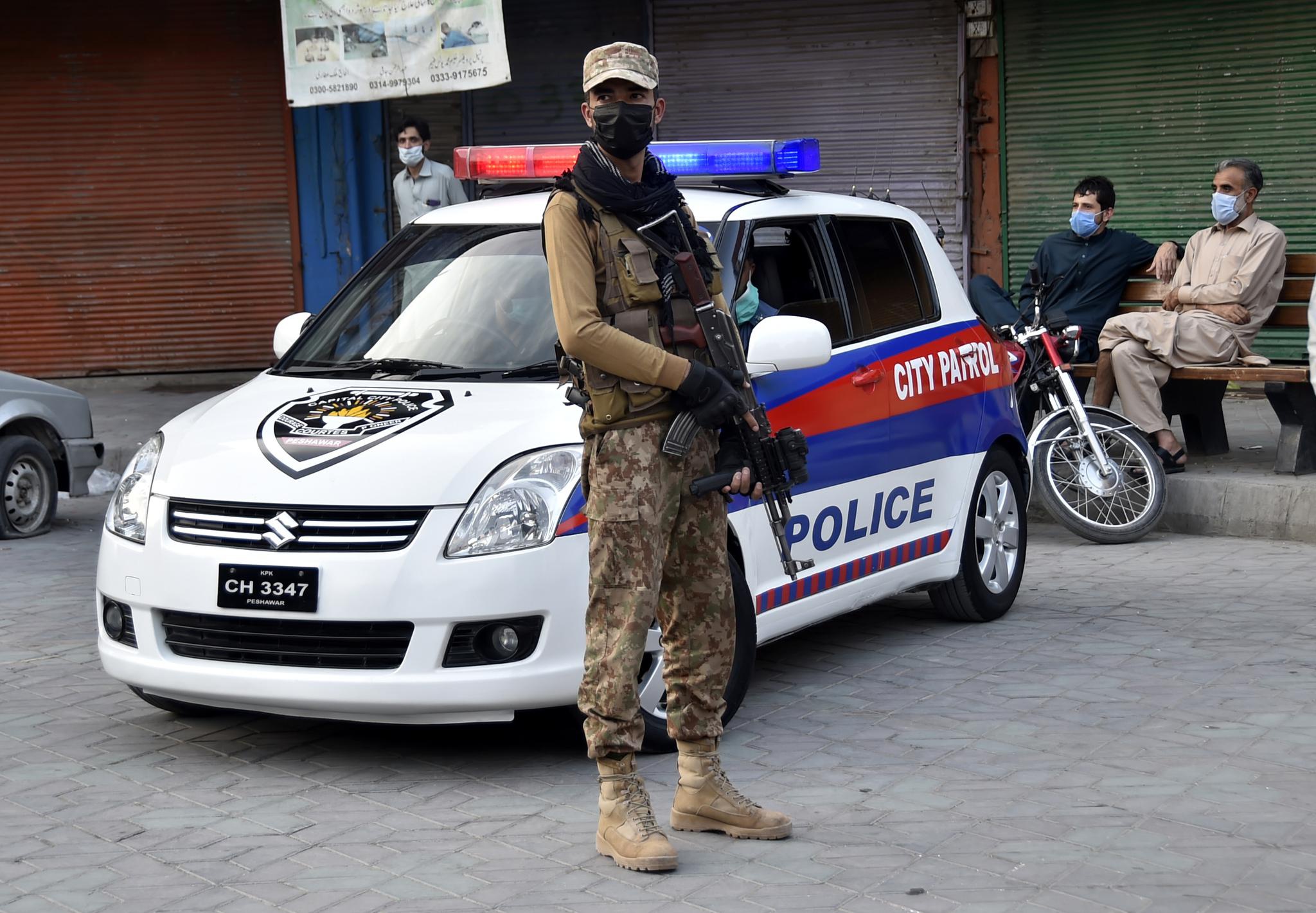 巴基斯坦:部署军队保防疫