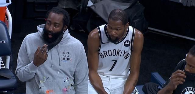 42+10创纪录!杜兰特又开启死神模式,和欧文同框露出杀人般眼神休闲区蓝鸢梦想 - Www.slyday.coM 42+10创纪录!杜兰特又开启死神模式,和欧文同框露出杀人般眼神休闲区蓝鸢梦想 - Www.slyday.coM