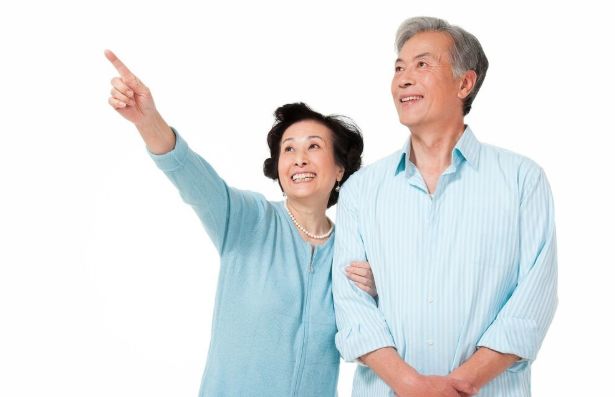 人到晚年,子女想要工资卡能给吗?3位老人说出了答案,很心酸休闲区蓝鸢梦想 - Www.slyday.coM 人到晚年,子女想要工资卡能给吗?3位老人说出了答案,很心酸休闲区蓝鸢梦想 - Www.slyday.coM