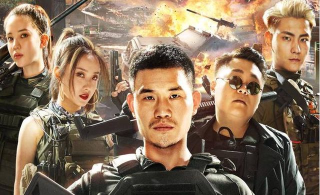 就在最近,由他主演的一部电影《超神保镖》上映了.