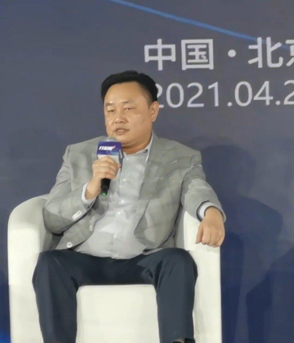 黄光裕归来
