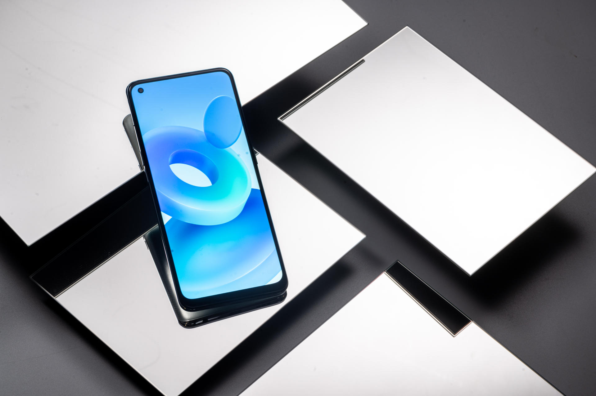 oppoa95雅银色图赏低调又不失典雅2k价位颜值担当