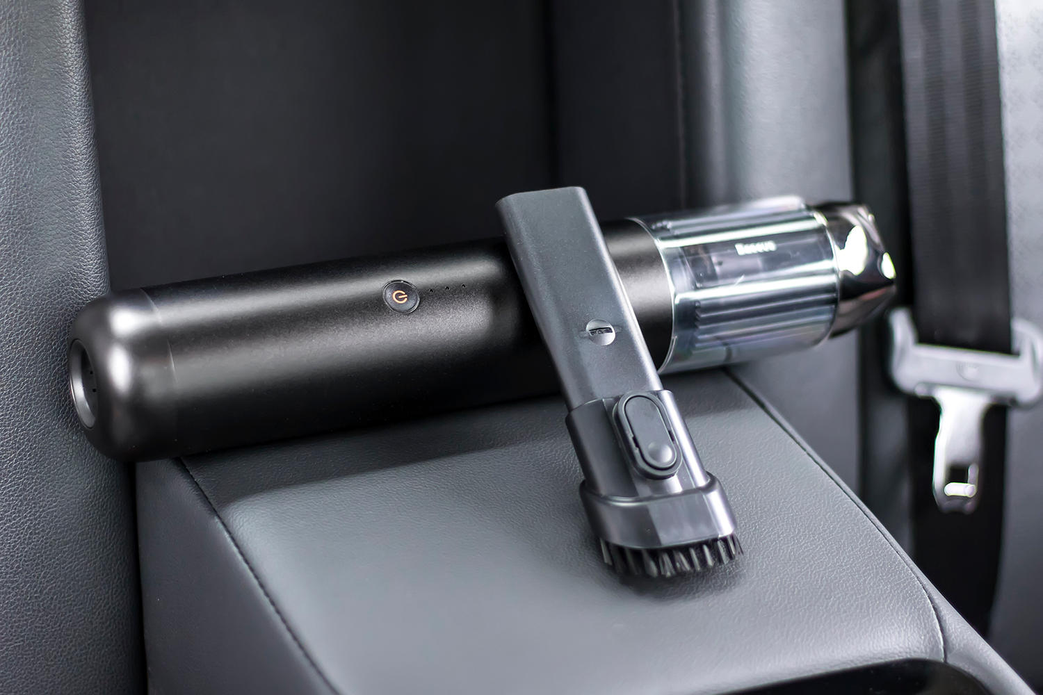 倍思a3车载吸尘器评测精致轻巧吸力足随时为爱车清洁