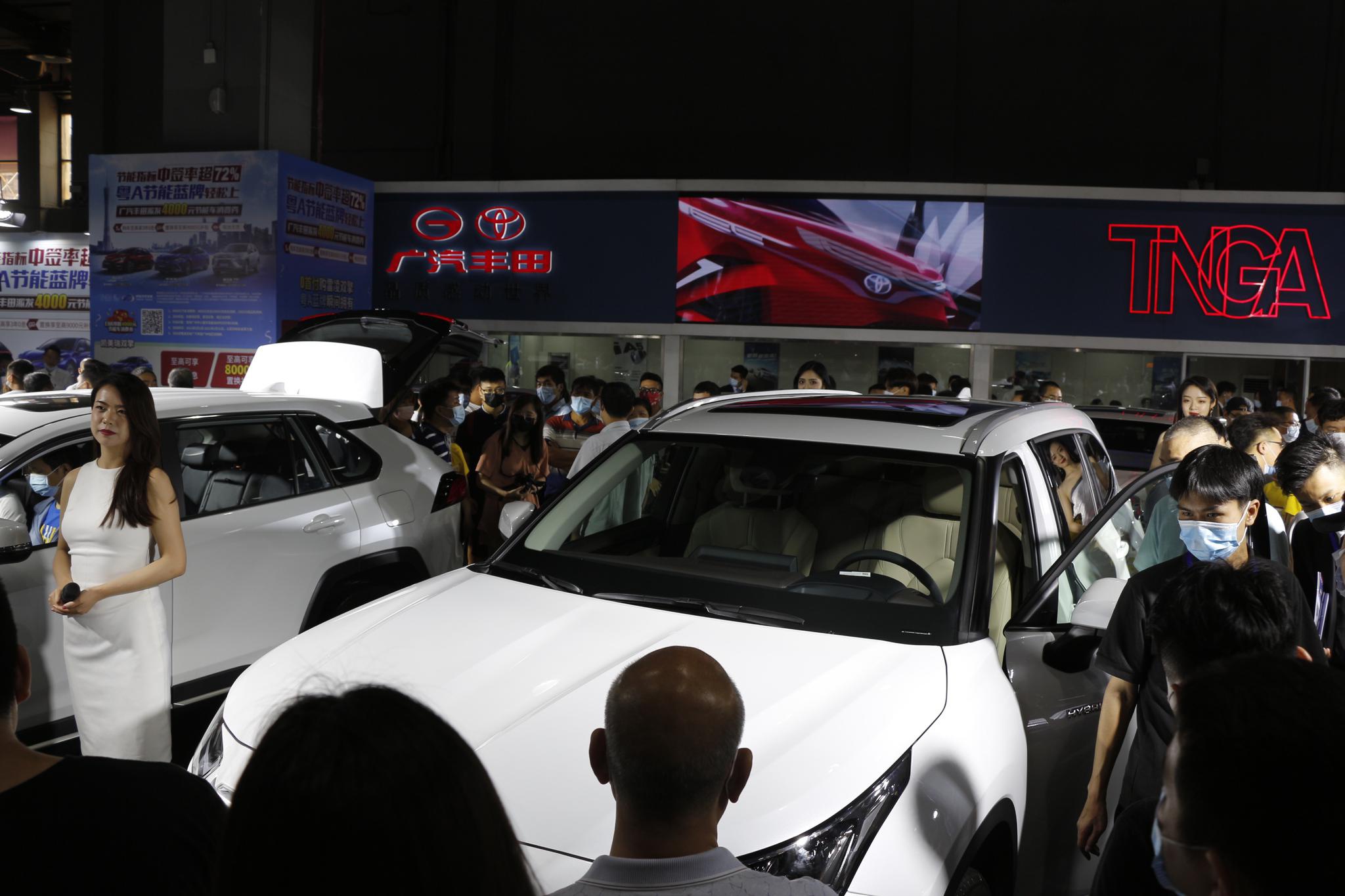 开展即爆馆广州五一华南国际车展今天开幕首战告捷成交4185台